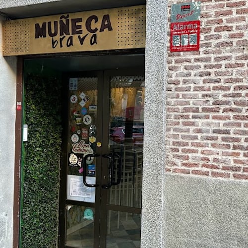 Muñeca Brava, Madrid