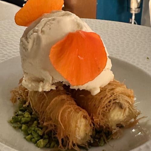 Nakai, Roma