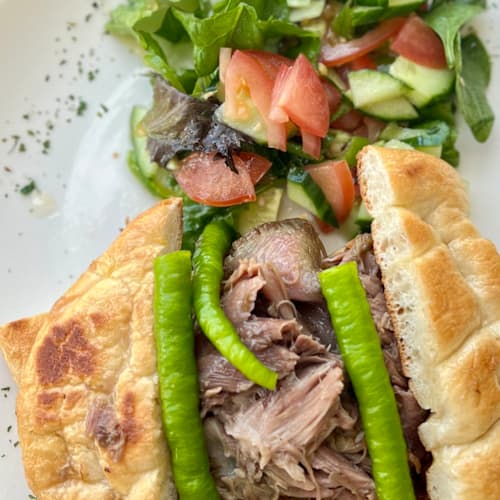 Rumi Meze Bistro, Bandhagen