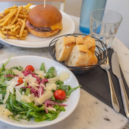 La Robe de la Girafe, Paris