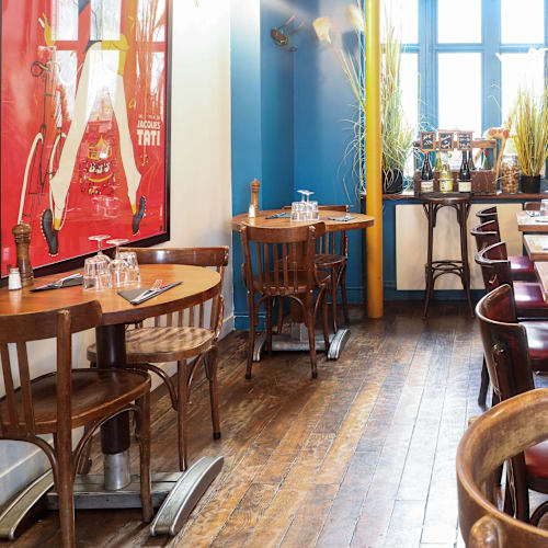 La Robe de la Girafe, Paris