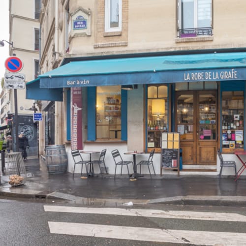 La Robe de la Girafe, Paris