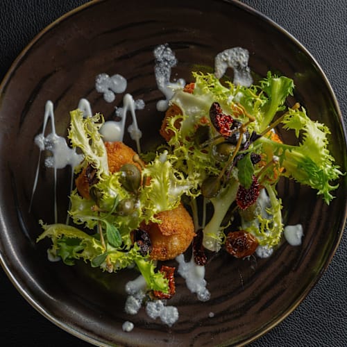 Building Hotel Caserta, Carinaro