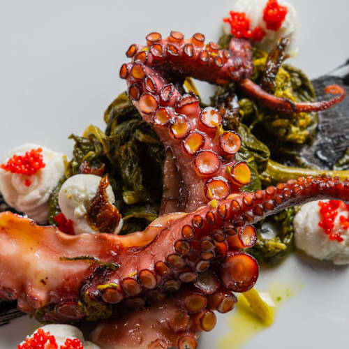 Building Hotel Caserta, Carinaro