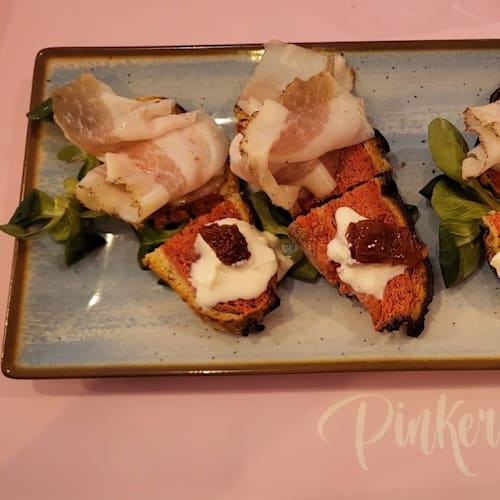 Pinkeri, Milano