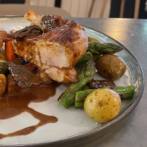 Les Raisins Sociaux, Neuilly-sur-Seine