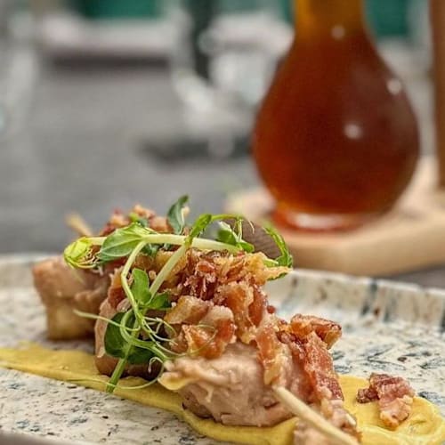 Mamò, Nola