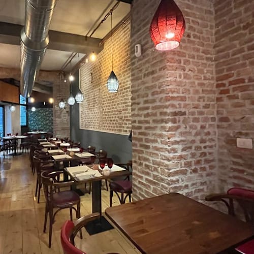 Taj Mahal, Milano