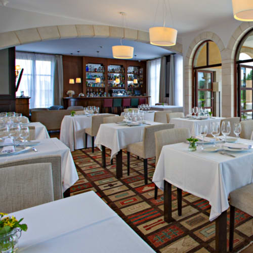 Casa Anamaria, Ollers