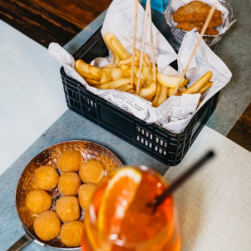 UAH - Food & Drink, Pesaro