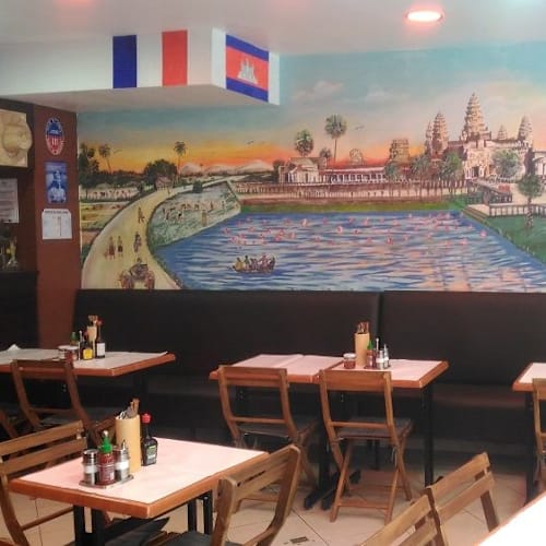 Kaun Neak Sre, Paris