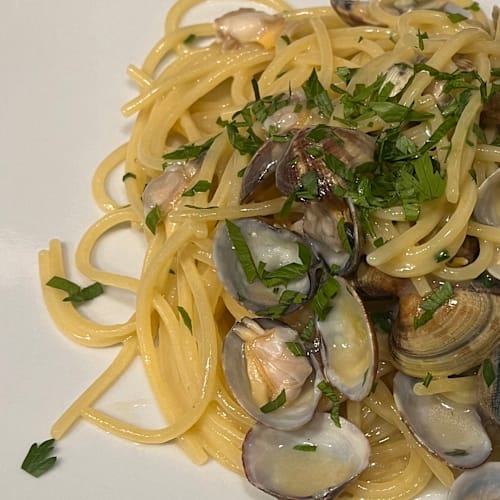 Mangiando, Roma
