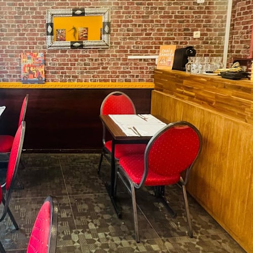 Curry & Rolls, Paris