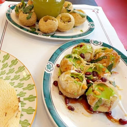 Curry & Rolls, Paris