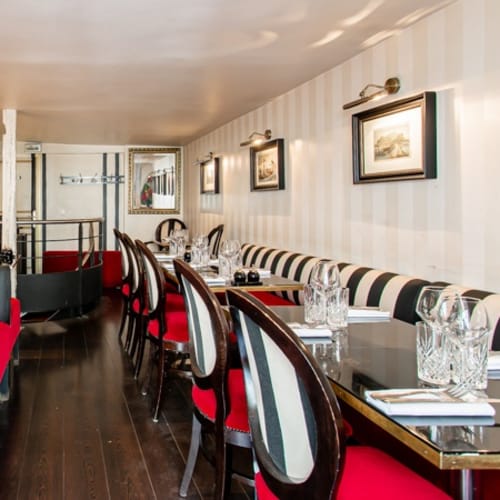 Au Club des Siciliens, Paris
