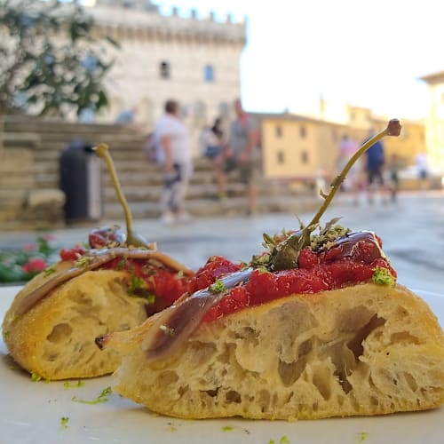 Re Al Quadrato, Montepulciano