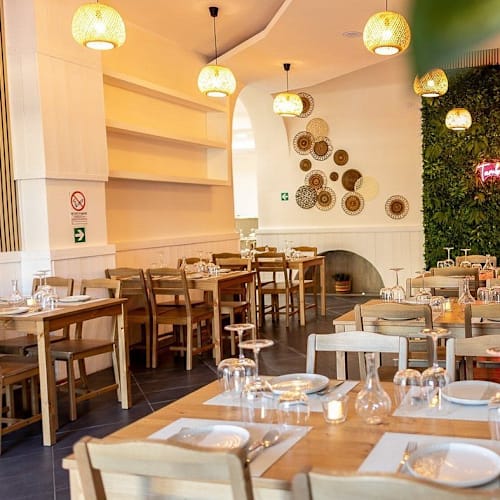 TAMBAYAN - Filipino Restaurant & Cocktail Bar, Roma