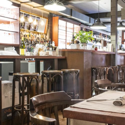 Parlor, Bologna
