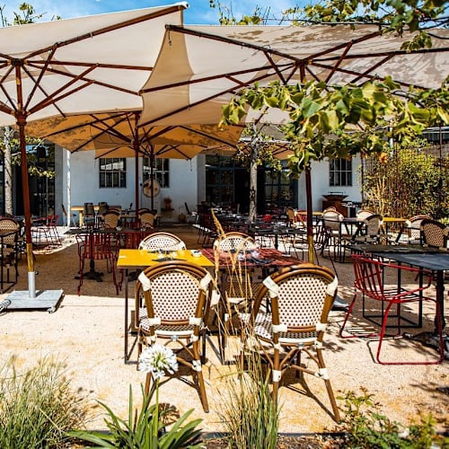 Le Café du Soleil, Eyragues