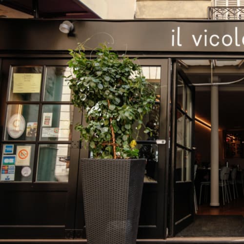 Il Vicolo, Paris
