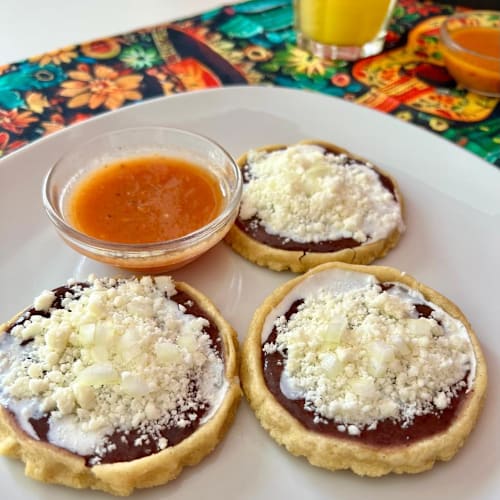 Taco’n Madre, Rubí