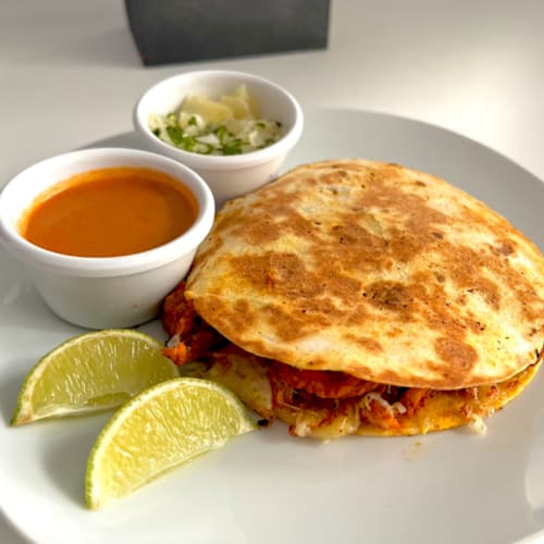 Taco’n Madre, Rubí