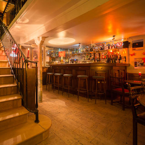 Le Connétable, Paris