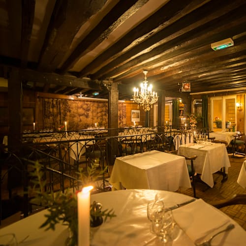 Le Connétable, Paris