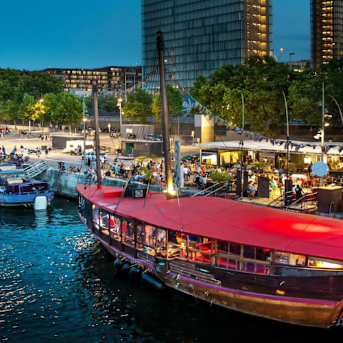La Dame de Canton, Paris