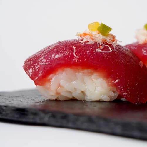 Miss Sushi Japanese, Colares