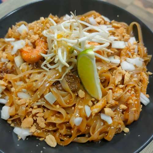 Thai Food, Dos Hermanas