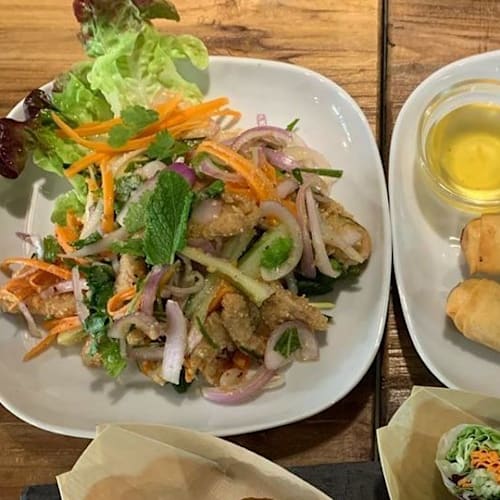 Tik Thai, Granollers