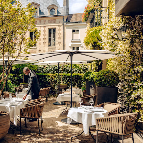 Anne - Le Pavillon de la Reine, Paris
