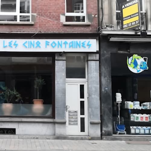 Les Cinqs Fontaines, Dinant