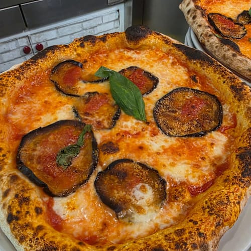 Trixy, Milano