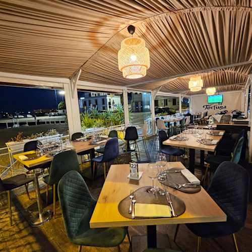 La Tortuga Baia, Baia