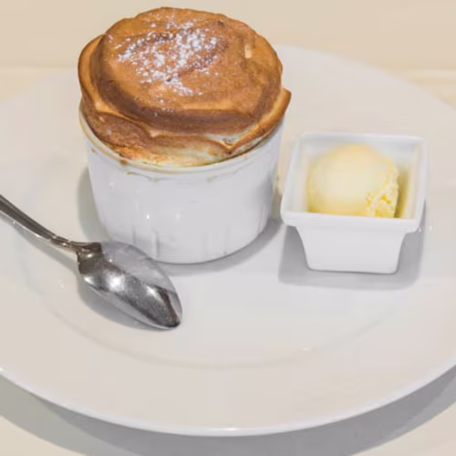 À la Frégate, Paris