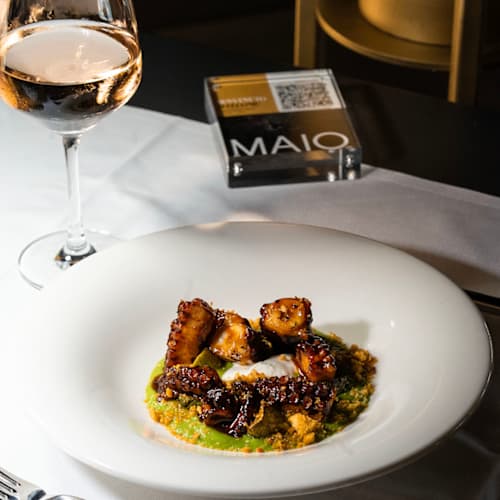 Maio Rooftop Dining - Cena sotto le Stelle, Roma