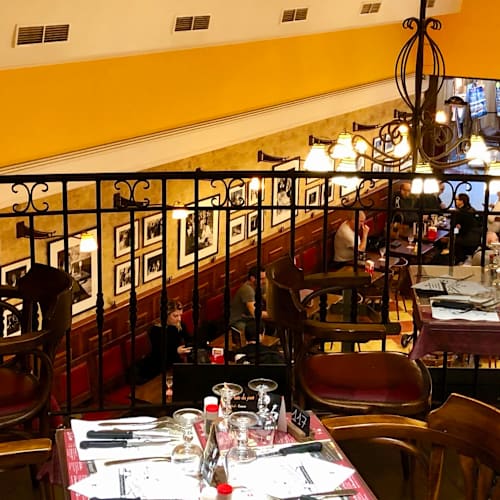 brasserie Garçon, Lattes