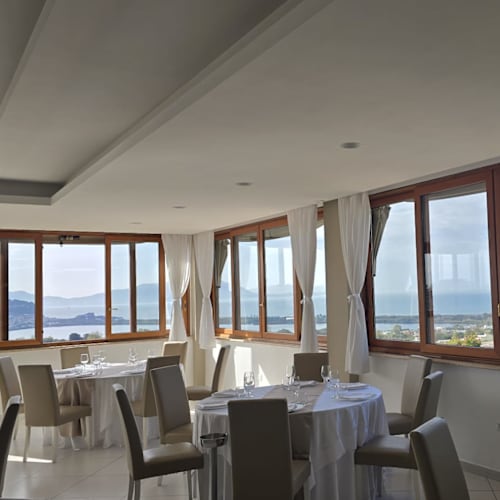 Villa Gitana, Bacoli