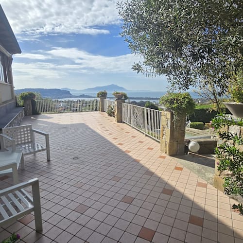 Villa Gitana, Bacoli