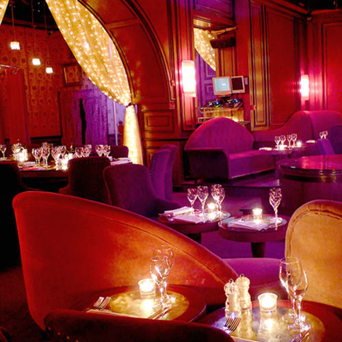 Secret Square, Paris
