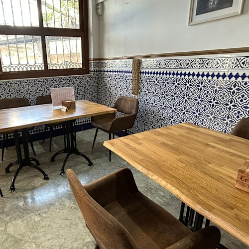 La Flor de la Canela, Sevilla