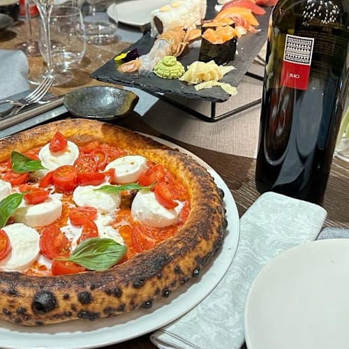 Aki, Venezia