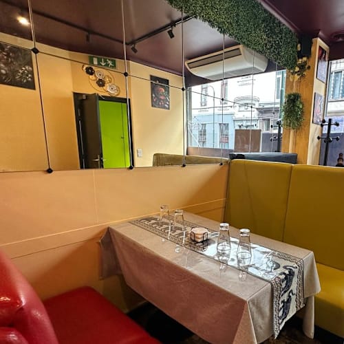 Curry ‘N’ Grill house, Bruxelles