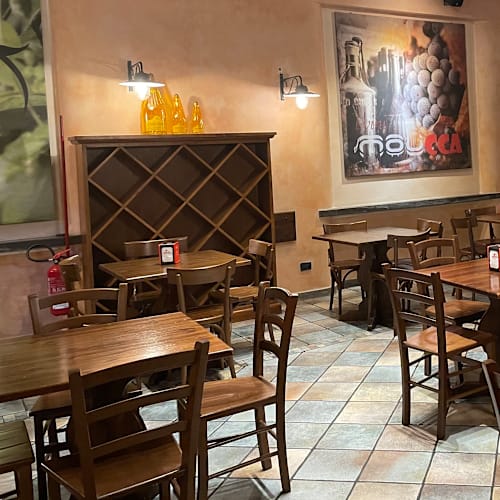 Biblos Pub, Genova