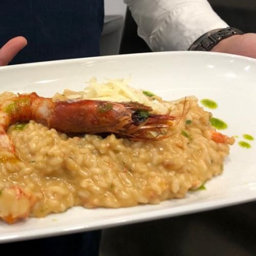 Namare Ristorante e Crudo Bar, Portici