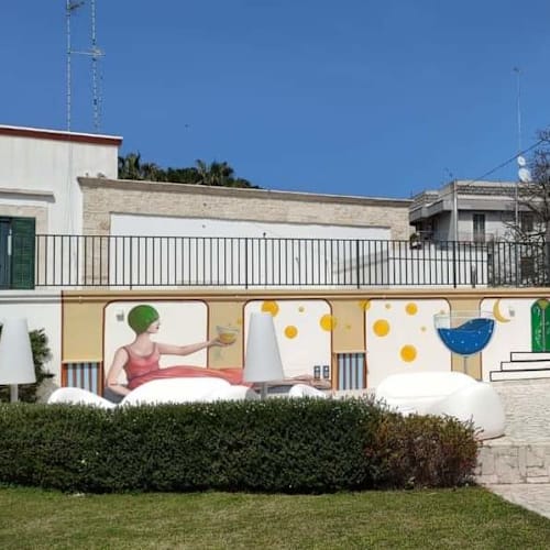 Artemisia, Bari