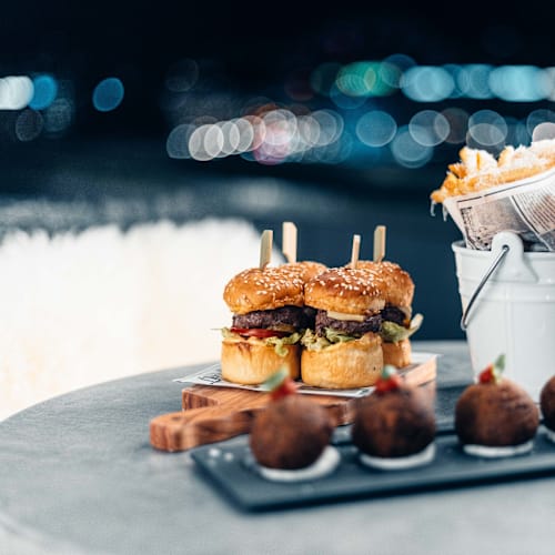 MET Rooftop Lounge - Hôtel Métropole Genève, Genève