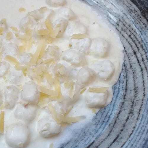 Un Posto al Sole, Volterra